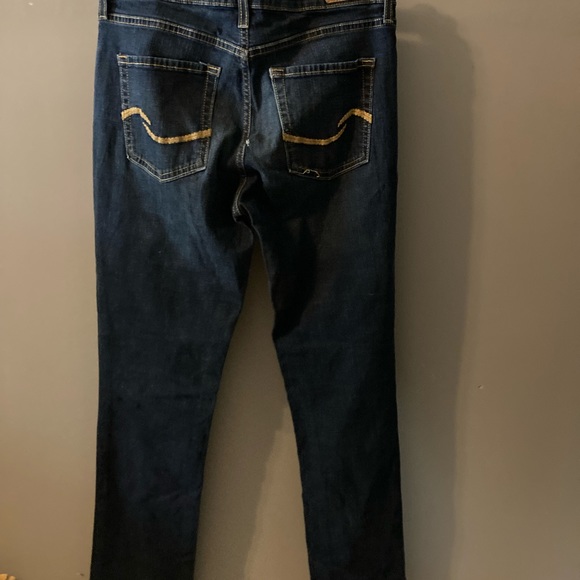 Women’s size 6m Levi’s - Picture 3 of 3